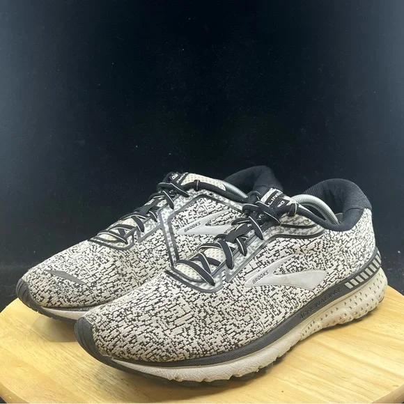 Brooks Womens Adrenaline GTS 20 1202961B167 White Running Shoes Sneakers 13 B - Picture 2 of 10